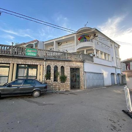 Guest House Nuhii อุลซิน ภายนอก รูปภาพ