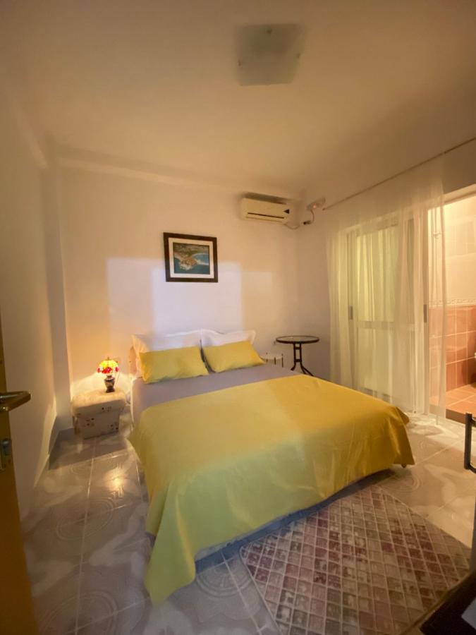 Guest House Nuhii อุลซิน ภายนอก รูปภาพ